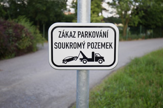 zakaz-parkovani